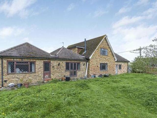 4 Bedroom Detached House For Sale In Chinnor