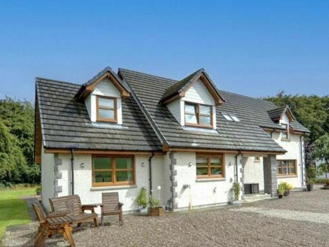4 Bedroom Detached House For Sale In Aberlour, Moray