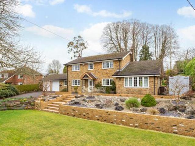 4 Bedroom Detached House For Sale In Alton