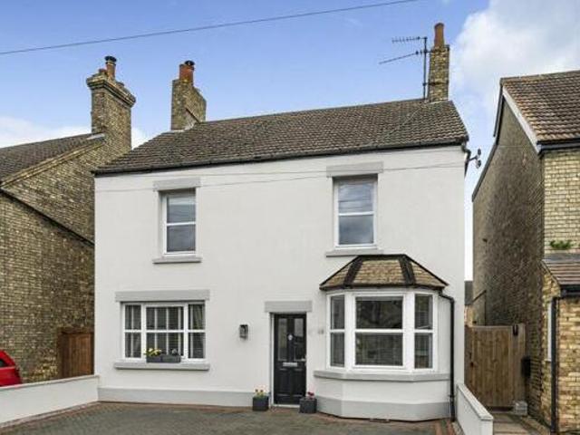 4 Bedroom Detached House For Sale In Arlesey