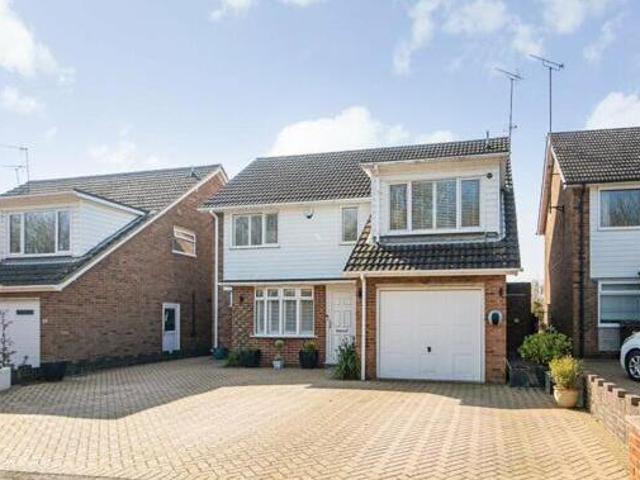 4 Bedroom Detached House For Sale In Ashford, Kent