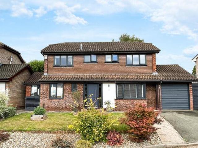 4 Bedroom Detached House For Sale In Bobblestock, Hereford