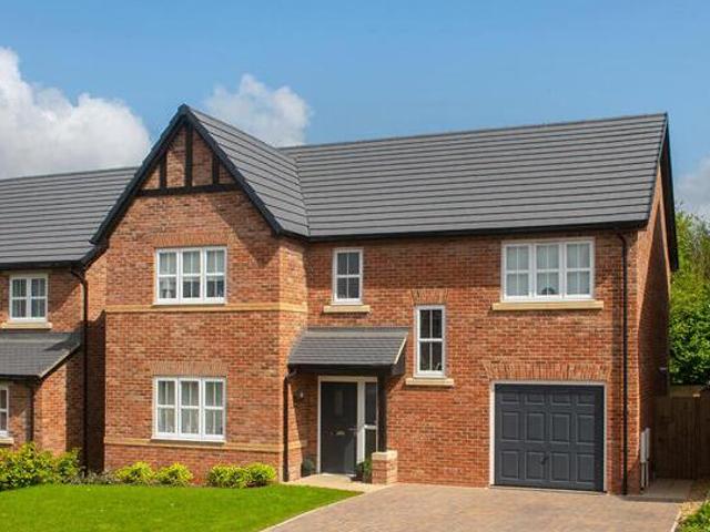 4 Bedroom Detached House For Sale In Blackburn, Lancashire