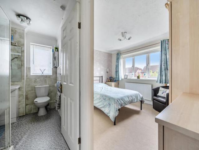 4 bedroom detached house for sale in Bullfinch, Covingham, Swindon, SN3