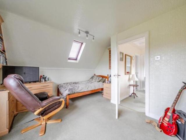 4 bedroom detached house for sale in Gascoigne Avenue, Barwick in Elmet, LS15