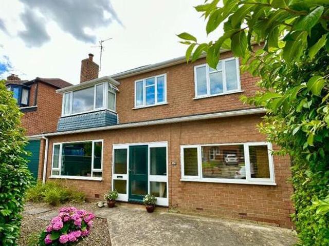 4 Bedroom Detached House For Sale In Guisborough, North Yorkshire