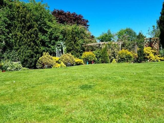 4 Bedroom Detached House For Sale In Guisborough, North Yorkshire