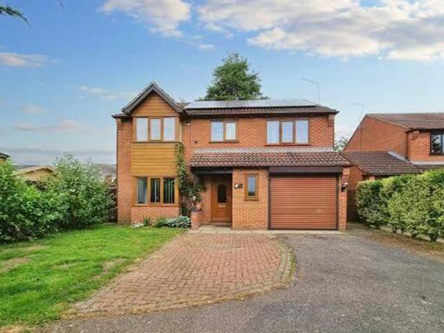 4 Bedroom Detached House For Sale In Donington