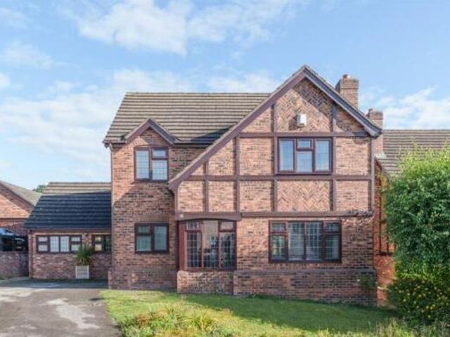 4 Bedroom Detached House For Sale In Denbigh