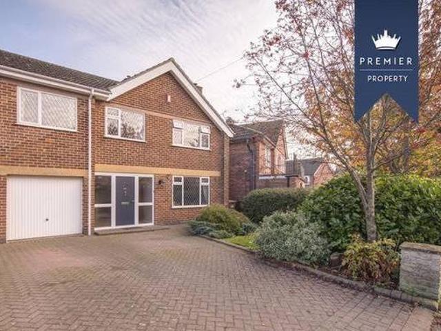 4 bedroom detached house for sale in DERBY ROAD ASTON ON TRENT DE72