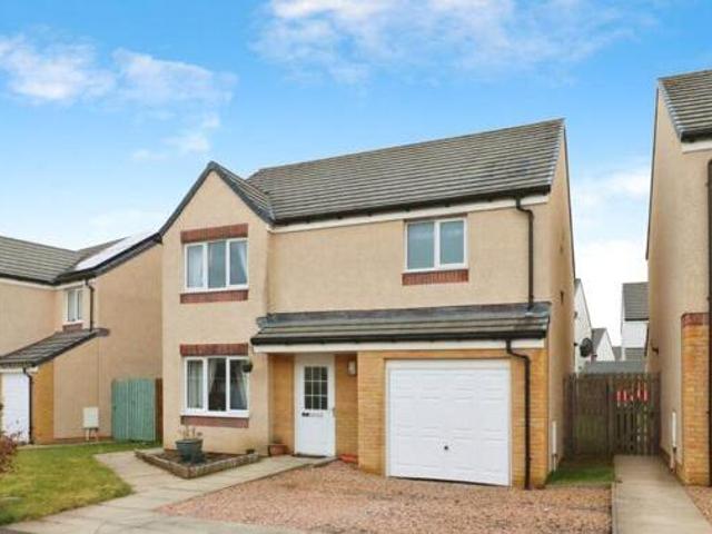 4 Bedroom Detached House For Sale In Dunfermline