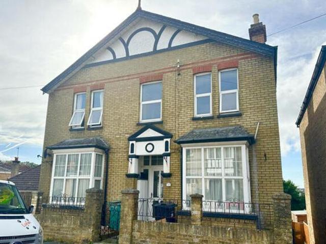 4 Bedroom Detached House For Sale In East Cowes