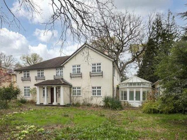 4 Bedroom Detached House For Sale In Kingston Hill