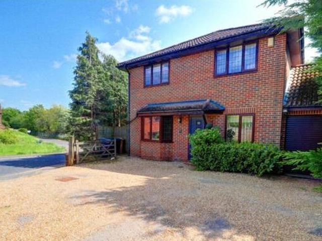 4 Bedroom Detached House For Sale In Haslemere, Surrey