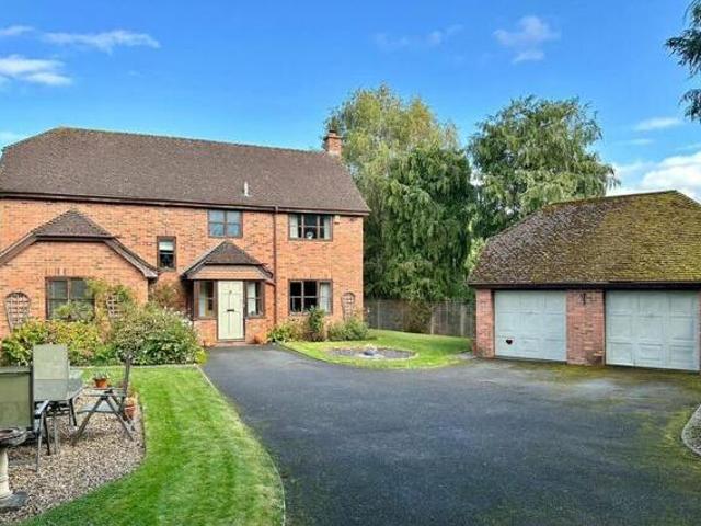 4 Bedroom Detached House For Sale In Hereford