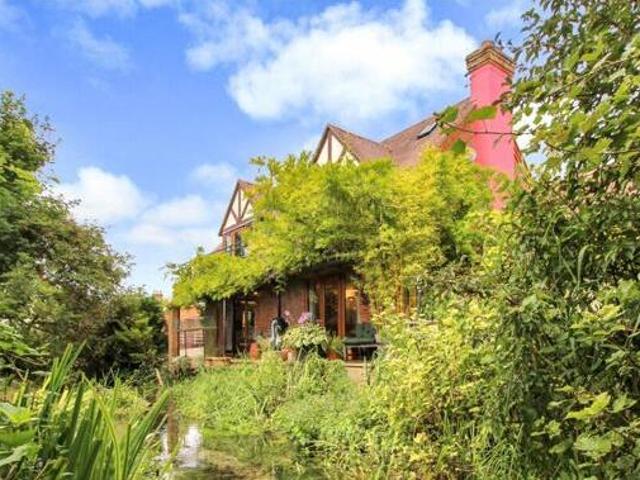 4 Bedroom Detached House For Sale In Hungerford, Berkshire