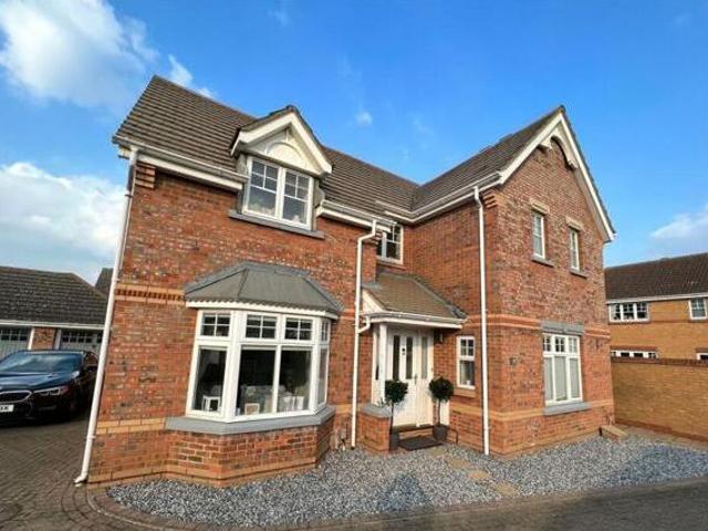 4 Bedroom Detached House For Sale In Huntingdon, Cambridgeshire