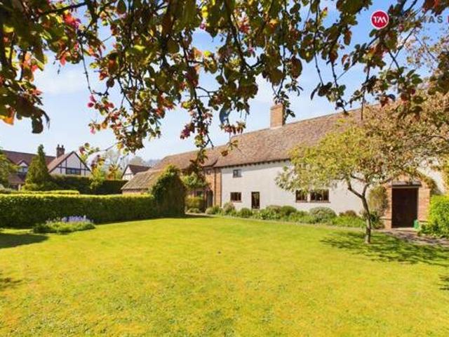 4 Bedroom Detached House For Sale In Huntingdon, Cambridgeshire