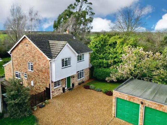 4 Bedroom Detached House For Sale In Huntingdon, Cambridgeshire