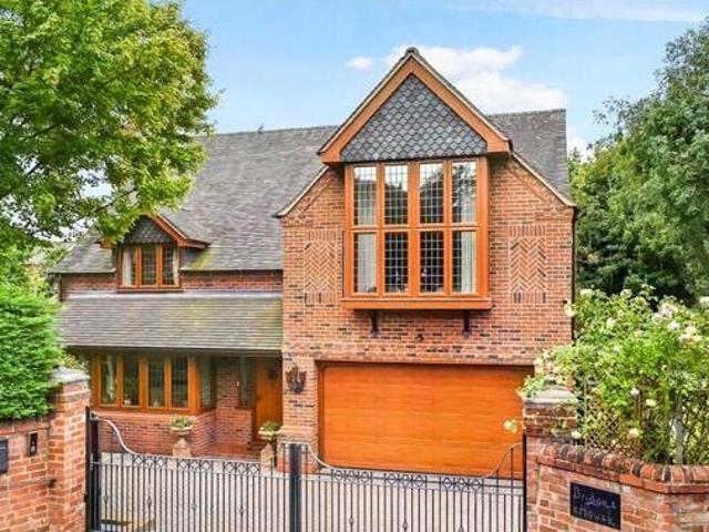 4 Bedroom Detached House For Sale In Ledbury