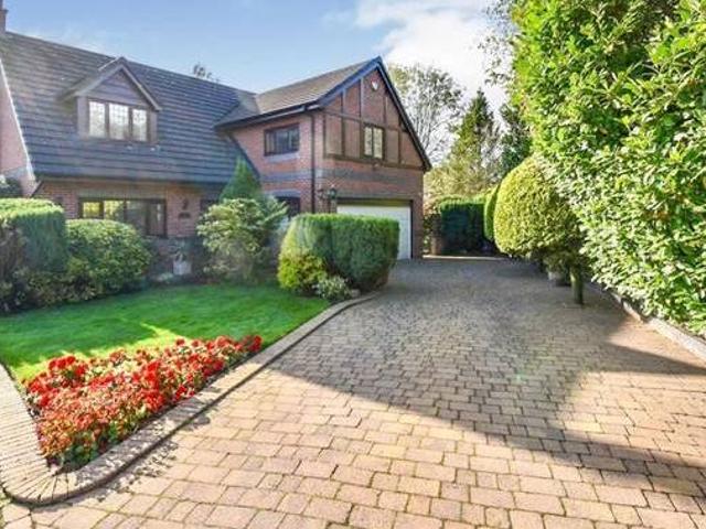 4 bedroom detached house for sale in Lee Fold Astley M29 M29