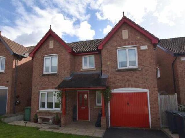 4 Bedroom Detached House For Sale In Leeds