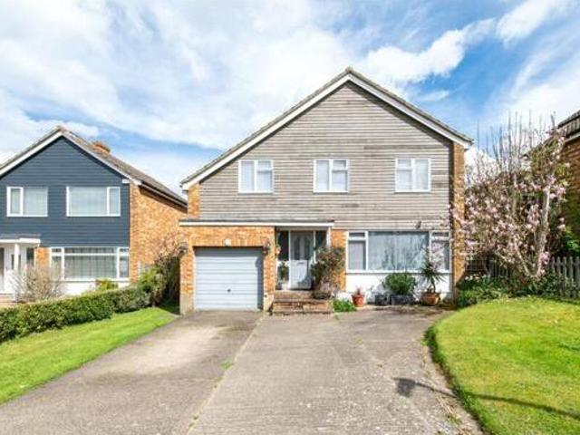 4 Bedroom Detached House For Sale In Maidstone, Kent
