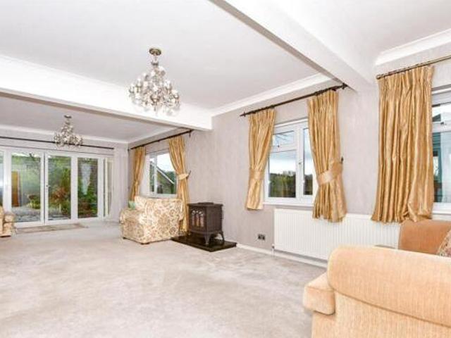4 Bedroom Detached House For Sale In Maidstone