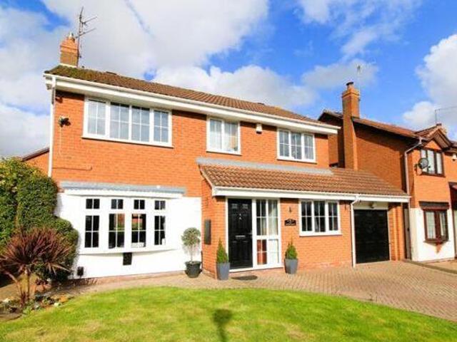4 Bedroom Detached House For Sale In Milking Bank