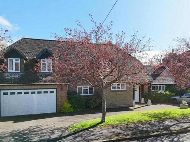 4 Bedroom Detached House For Sale In New Milton