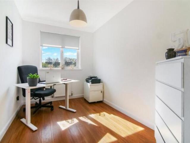 4 bedroom detached house for sale in Smith Way, Bishopbriggs, Glasgow, East Dunbartonshire, G64
