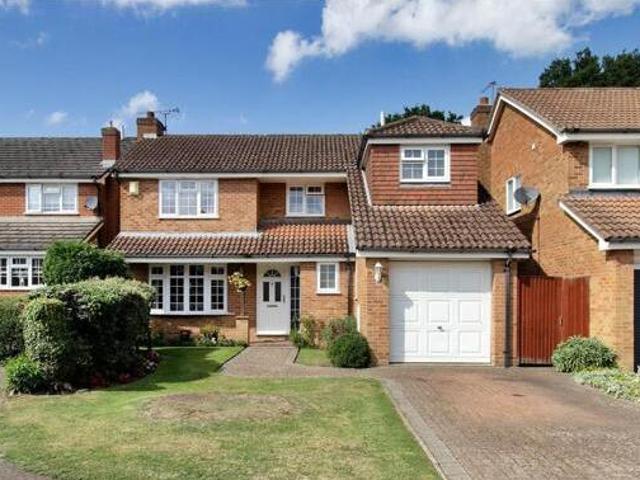 4 Bedroom Detached House For Sale In Sevenoaks, Kent