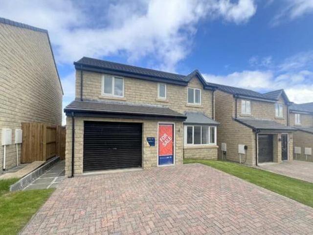 4 Bedroom Detached House For Sale In Springwell Village