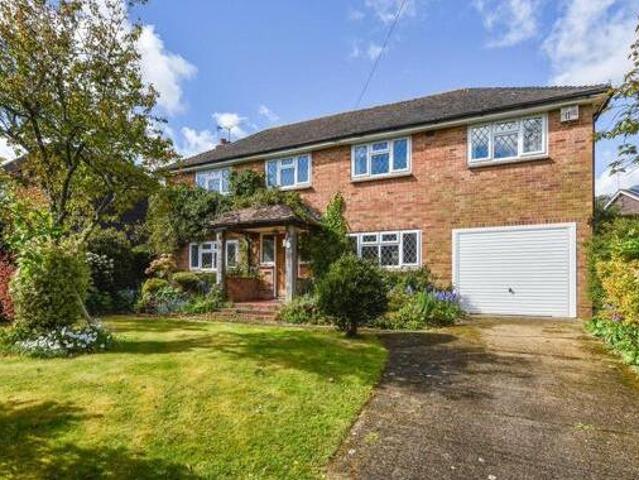 4 Bedroom Detached House For Sale In Petersfield