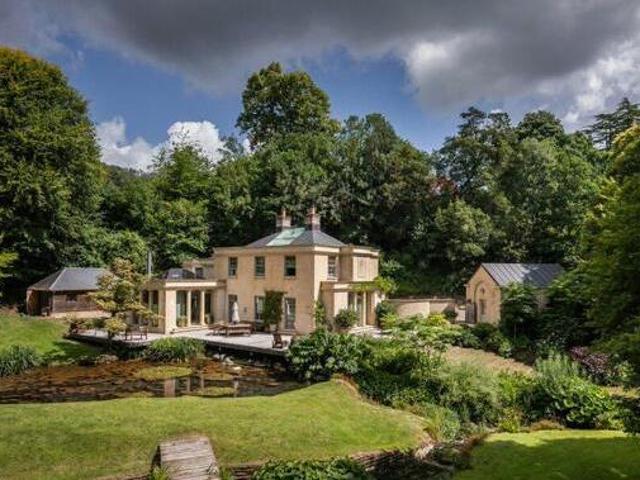 4 Bedroom Detached House For Sale In Petersfield, Hampshire