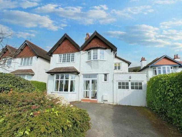 4 Bedroom Detached House For Sale In Prestatyn