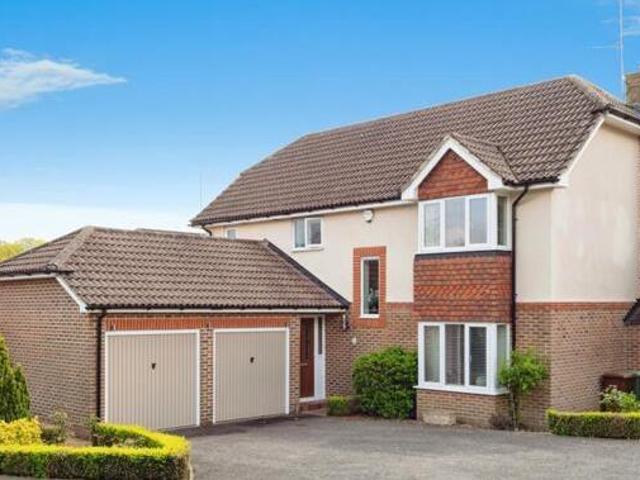 4 Bedroom Detached House For Sale In Robertsbridge, East Sussex