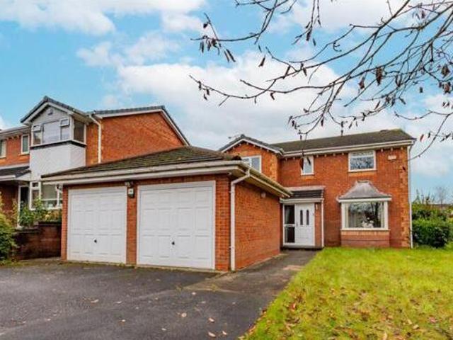 4 Bedroom Detached House For Sale In Rochdale, Greater Manchester