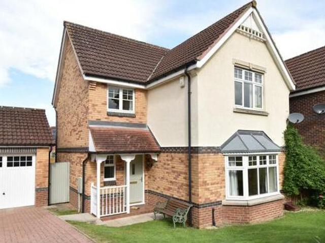 4 Bedroom Detached House For Sale In Romanby