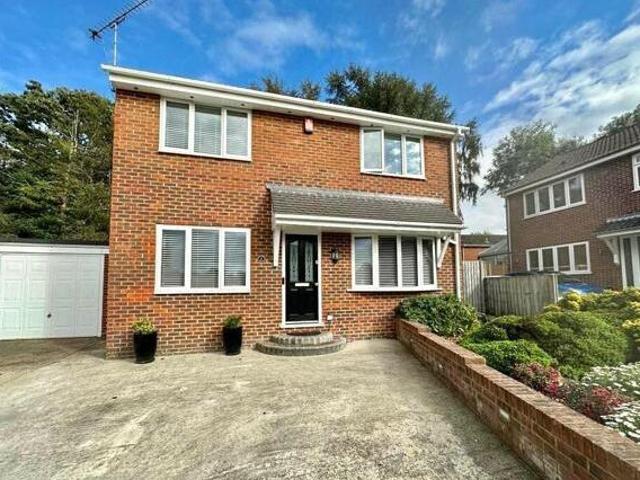 4 Bedroom Detached House For Sale In Waterlooville