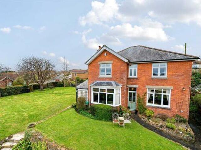 4 Bedroom Detached House For Sale In Warne Hill