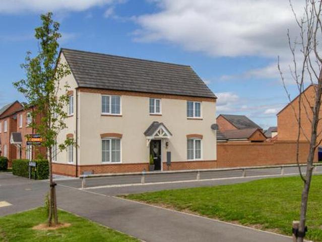 4 Bedroom Detached House For Sale In Weddington