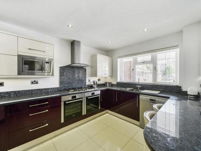 4 bedroom detached house for sale in Wicks Close, Haydon Wick, Swindon, SN25