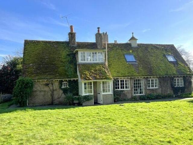 4 Bedroom Detached House For Sale In Winchelsea, East Sussex