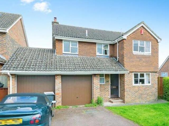 4 Bedroom Detached House For Sale In Winchester