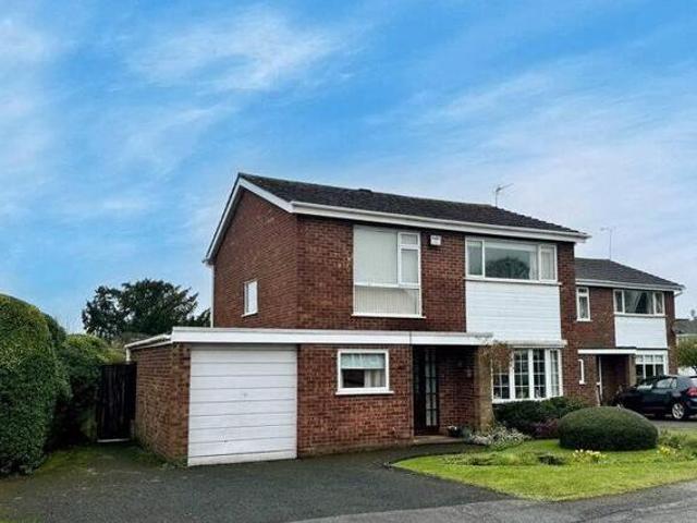 4 Bedroom Detached House For Sale In Tettenhall