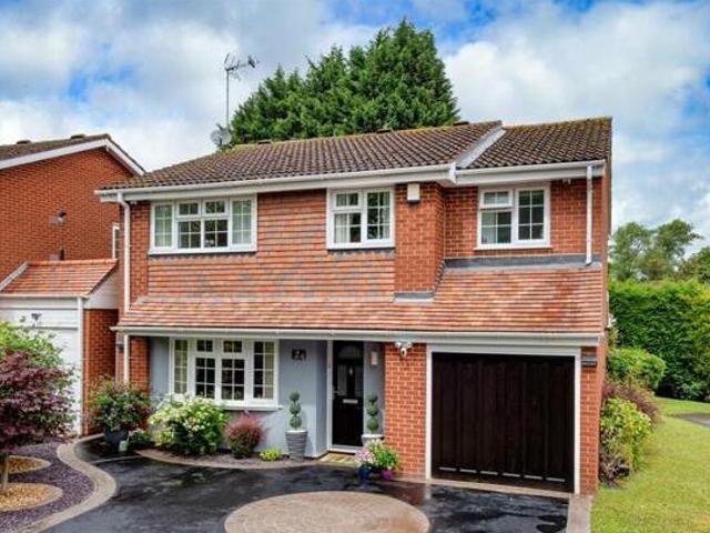 4 Bedroom Detached House For Sale In Tettenhall Wood