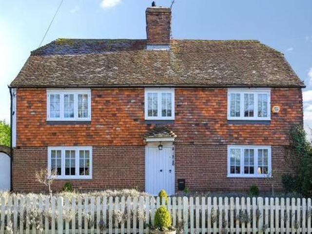 4 Bedroom Detached House For Sale In Tenterden, Kent