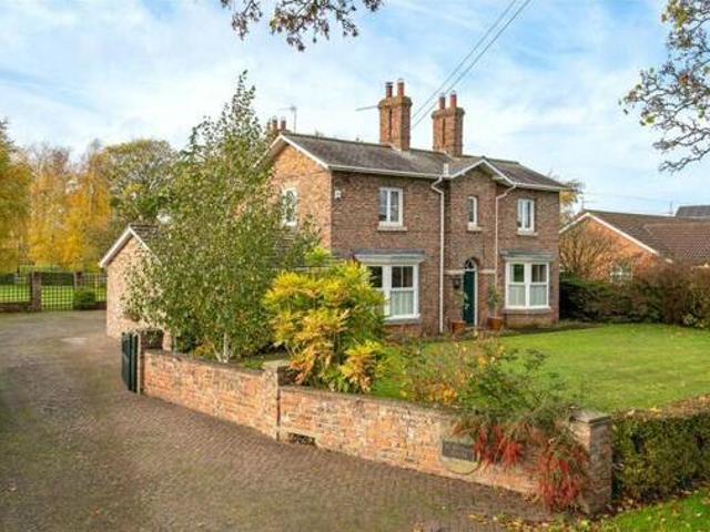 4 Bedroom Detached House For Sale In Thirsk, North Yorkshire