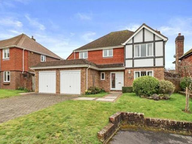 4 Bedroom Detached House For Sale In Uckfield, East Sussex